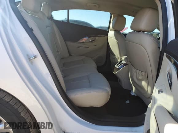 ✅ 2015 Buick LaCrosse Leather • VIN: 1G4GB5G33FF186768 • Lot: 90994865. Wystawiony na Copart z przebiegiem 116 926 mil. Bezpłatny archiwum sprzedaży aukcyjnych z USA i szczegółowy raport historii pojazdu na DreamBid. Zdjęcie 10.