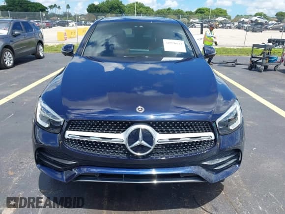 ✅ 2021 Mercedes-Benz GLC 300 • VIN: W1N0J8EB3MF905768 • Lot: 42976137. Listed on IAAI with 19,351 mi. Free auction sales archive from the USA and detailed vehicle history report at DreamBid. Image 12.