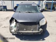 ✅ 2001 Toyota RAV4 • VIN: JTEHH20V010075765 • Lot: 58959485. Listed on Copart with 118,687 mi. Free auction sales archive from the USA and detailed vehicle history report at DreamBid. Image 5.