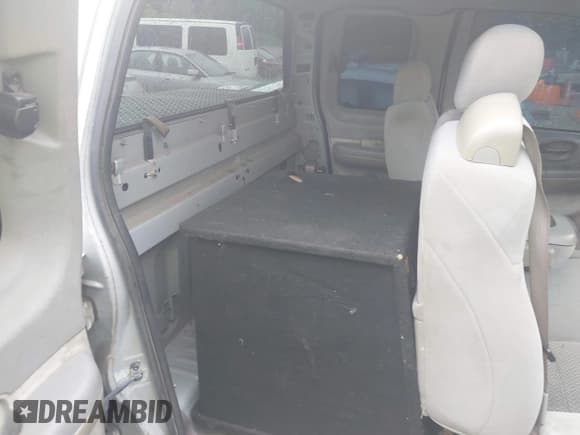 ✅ 2003 Ford F-150 XL • VIN: 1FTRX18W43NA38176 • Lot: 42165454. Listed on IAAI with Not provided. Free auction sales archive from the USA and detailed vehicle history report at DreamBid. Image 8.