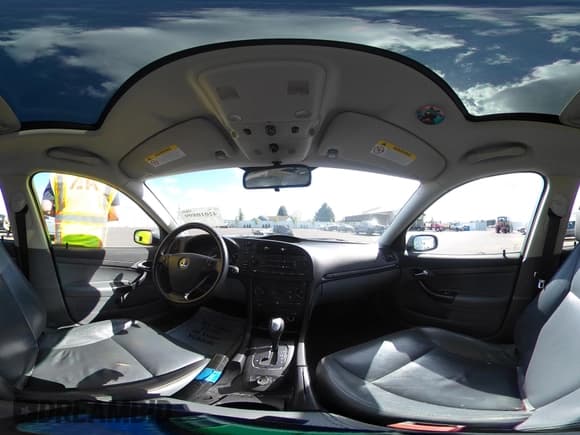 ✅ 2004 Saab 9-3 Linear • VIN: YS3FB49S041036411 • Lot: 42010899. Wystawiony na IAAI z przebiegiem 130 847 mil. Bezpłatny archiwum sprzedaży aukcyjnych z USA i szczegółowy raport historii pojazdu na DreamBid. Zdjęcie 18.