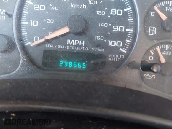 ✅ 2002 Chevrolet Silverado 1500 LT • VIN: 2GCEC19T921405331 • Лот: 43455816. Опубликован ранее на IAAI с пробегом 238 665 миль. Бесплатный доступ к архиву аукционных продаж из США и подробный отчёт об истории автомобиля на DreamBid. Изображение 7.