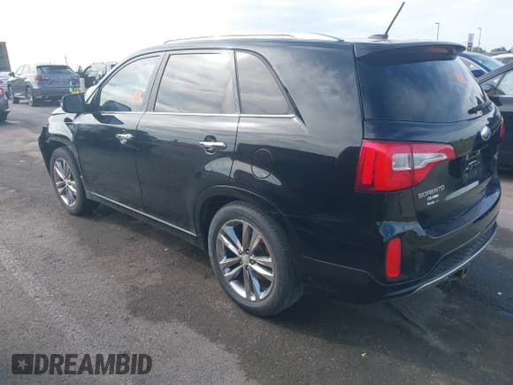 ✅ 2014 Kia Sorento SX • VIN: 5XYKW4A77EG443256 • Lot: 43188298. Listed on IAAI with 200,248 mi. Free auction sales archive from the USA and detailed vehicle history report at DreamBid. Image 3.