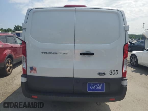 ✅ 2024 Ford Transit Cargo • VIN: 1FTYE1Y83RKA32382 • Lot: 64188725. Wystawiony na Copart z przebiegiem 38 647 mil. Bezpłatny archiwum sprzedaży aukcyjnych z USA i szczegółowy raport historii pojazdu na DreamBid. Zdjęcie 6.
