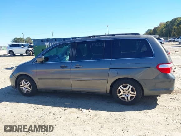 ✅ 2007 Honda Odyssey EX-L • VIN: 5FNRL38687B404944 • Лот: 43475317. Опубликован ранее на IAAI с пробегом 197 900 миль. Бесплатный доступ к архиву аукционных продаж из США и подробный отчёт об истории автомобиля на DreamBid. Изображение 14.