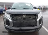 ✅ 2020 Mitsubishi Outlander ES • VIN: JA4AR3AU8LU026205 • Lot: 41414657. Wystawiony na IAAI z przebiegiem 126 942 mil. Bezpłatny archiwum sprzedaży aukcyjnych z USA i szczegółowy raport historii pojazdu na DreamBid. Zdjęcie 13.