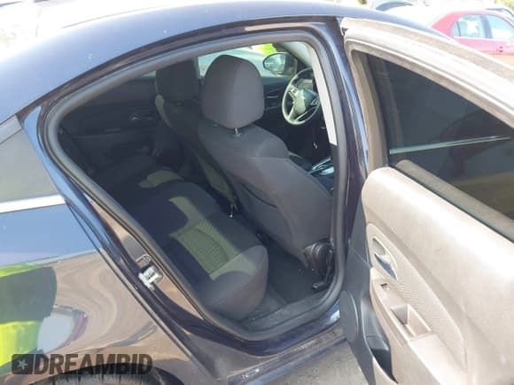 ✅ 2016 Chevrolet Cruze LT • VIN: 1G1PE5SB8G7105486 • Lot: 43157670. Listed on IAAI with 108,478 mi. Free auction sales archive from the USA and detailed vehicle history report at DreamBid. Image 8.