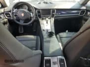 ✅ 2014 Porsche Panamera S • VIN: WP0AB2A70EL055317 • Lot: 62264495. Wystawiony na Copart z przebiegiem 94 849 mil. Bezpłatny archiwum sprzedaży aukcyjnych z USA i szczegółowy raport historii pojazdu na DreamBid. Zdjęcie 8.