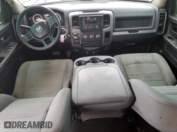 ✅ 2019 Ram 1500 Tradesman • VIN: 1C6RR6FG3KS613264 • Lot: 72077125. Wystawiony na Copart z przebiegiem 150 087 mil. Bezpłatny archiwum sprzedaży aukcyjnych z USA i szczegółowy raport historii pojazdu na DreamBid. Zdjęcie 8.