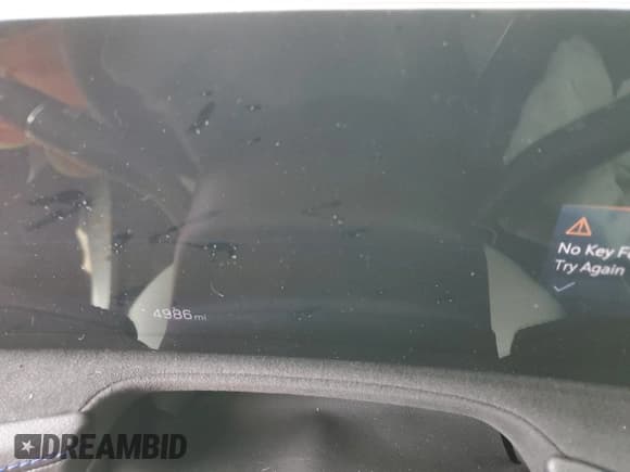 ✅ 2024 Cadillac XT4 AWD Sport • VIN: 1GYFZFR45RF195266 • Lot: 47065955. Wystawiony na Copart z przebiegiem 4 986 mil. Bezpłatny archiwum sprzedaży aukcyjnych z USA i szczegółowy raport historii pojazdu na DreamBid. Zdjęcie 9.