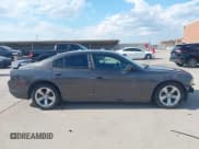 ✅ 2013 Dodge Charger SE • VIN: 2C3CDXBG6DH665172 • Lot: 43393049. Wystawiony na IAAI z przebiegiem 162 397 mil. Bezpłatny archiwum sprzedaży aukcyjnych z USA i szczegółowy raport historii pojazdu na DreamBid. Zdjęcie 13.