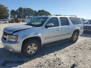 2011 Chevrolet Suburban LT z VIN 1GNSCJE06BR178158, wystawiony jako Copart lot #86679225 z przebiegiem 232 201 mil mil oraz Czysty tytuł • Clean title. Historia ofert i sprzedaży dostępna na DreamBid. Obrazek 1.
