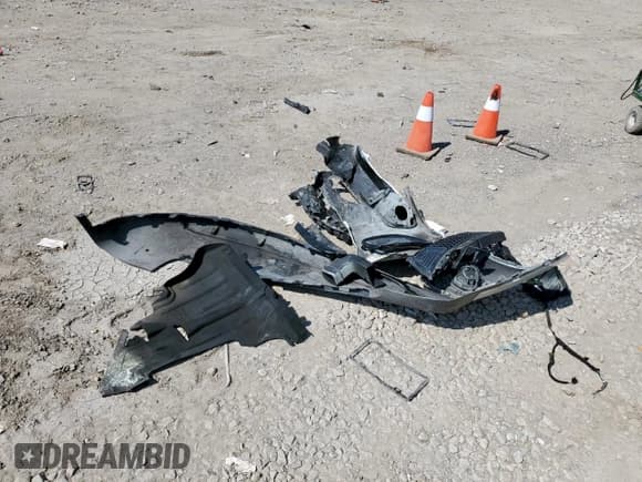 ✅ 2019 Jeep Cherokee Latitude Plus • VIN: 1C4PJLLB0KD466100 • Lot: 85128315. Wystawiony na Copart z przebiegiem Nie podano. Bezpłatny archiwum sprzedaży aukcyjnych z USA i szczegółowy raport historii pojazdu na DreamBid. Zdjęcie 12.