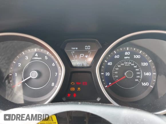 ✅ 2015 Hyundai Elantra SE • VIN: 5NPDH4AE4FH641031 • Lot: 42895403. Listed on IAAI with 119,978 mi. Free auction sales archive from the USA and detailed vehicle history report at DreamBid. Image 7.