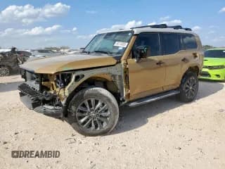 ✅ 2024 Toyota Land Cruiser • VIN: JTEABFAJ3RK006901 • Lot: 69213005. Wystawiony na Copart z przebiegiem 23 965 mil. Bezpłatny archiwum sprzedaży aukcyjnych z USA i szczegółowy raport historii pojazdu na DreamBid. Zdjęcie 1.