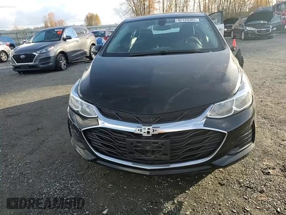 ✅ 2019 Chevrolet Cruze LS • VIN: 3G1BC6SM5KS547479 • Lot: 92129305. Listed on Copart with 79,593 mi. Free auction sales archive from the USA and detailed vehicle history report at DreamBid. Image 14.