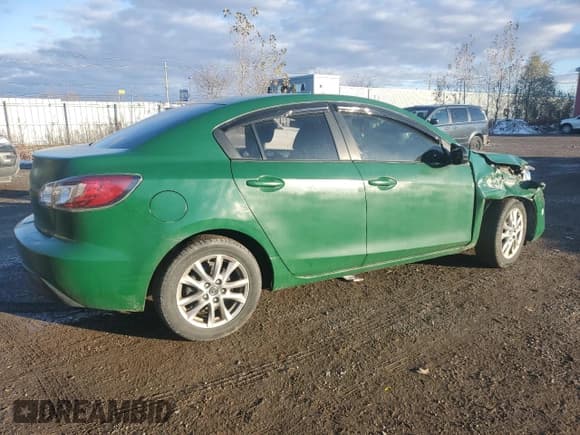 ✅ 2011 Mazda 3 i Touring • VIN: JM1BL1VF2B1437871 • Lot: 91692225. Listed on Copart with 162,867 mi. Free auction sales archive from the USA and detailed vehicle history report at DreamBid. Image 3.