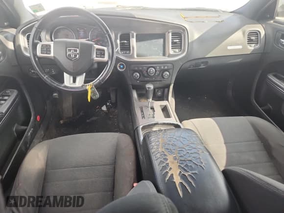 ✅ 2012 Dodge Charger RT Plus • VIN: 2C3CDXCT0CH187776 • Lot: 85518495. Wystawiony na Copart z przebiegiem 196 274 mil. Bezpłatny archiwum sprzedaży aukcyjnych z USA i szczegółowy raport historii pojazdu na DreamBid. Zdjęcie 8.