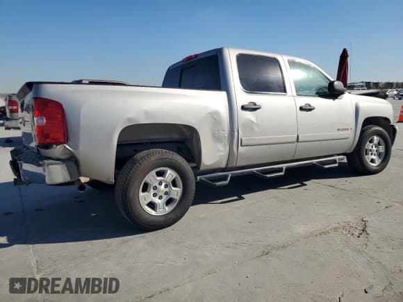 ✅ 2007 Chevrolet Silverado 1500 • VIN: 2GCFC13Y171700665 • Lot: 81176904. Listed on Copart with Not provided. Free auction sales archive from the USA and detailed vehicle history report at DreamBid. Image 3.