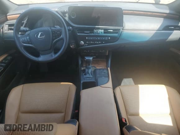 ✅ 2022 Lexus ES 250 • VIN: 58AD11D11NU010063 • Lot: 65681665. Listed on Copart with 59,342 mi. Free auction sales archive from the USA and detailed vehicle history report at DreamBid. Image 8.