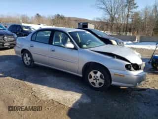 2003 Chevrolet Malibu LS z VIN 1G1NE52J33M645029, wystawiony jako Copart lot #46827045 z przebiegiem Nie podano mil oraz Czysty tytuł • Clean title. Historia ofert i sprzedaży dostępna na DreamBid. Obrazek 4.