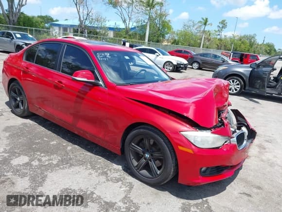 ✅ 2015 BMW 3 Series 328i • VIN: WBA3A5G59FNS88487 • Лот: 42206873. Опубликован ранее на IAAI с пробегом 125 018 миль. Бесплатный доступ к архиву аукционных продаж из США и подробный отчёт об истории автомобиля на DreamBid. Изображение 1.