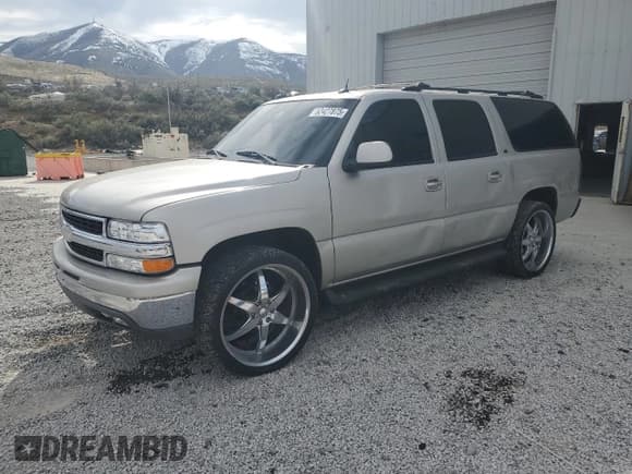 ✅ 2004 Chevrolet Suburban LT • VIN: 1GNEC16T44R312125 • Лот: 52427875. Опубликован ранее на Copart с пробегом 188 143 миль. Бесплатный доступ к архиву аукционных продаж из США и подробный отчёт об истории автомобиля на DreamBid. Изображение 1.