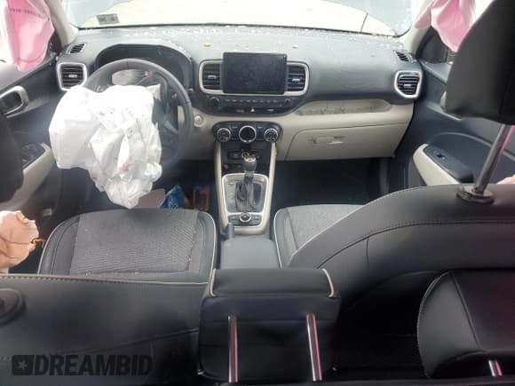 ✅ 2025 Hyundai Venue SEL • VIN: KMHRC8A37SU404569 • Lot: 90381595. Wystawiony na Copart z przebiegiem 4 760 mil. Bezpłatny archiwum sprzedaży aukcyjnych z USA i szczegółowy raport historii pojazdu na DreamBid. Zdjęcie 8.