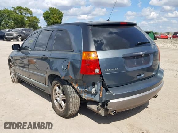 ✅ 2007 Chrysler Pacifica • VIN: 2A8GF48X67R158762 • Lot: 70044154. Listed on Copart with 209,816 mi. Free auction sales archive from the USA and detailed vehicle history report at DreamBid. Image 3.