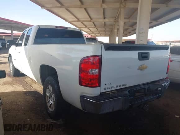 2008 Chevrolet Silverado 1500 Work Truck with VIN 1GCEC19J68E169856, listed as a IAAI auction lot 41690536 with 470,332 mi miles and . Bid and sale history available at DreamBid. Image 3.
