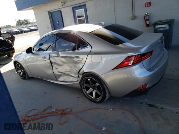 ✅ 2014 Lexus IS 350 • VIN: JTHCE1D27E5002028 • Lot: 92853695. Listed on Copart with 148,673 mi. Free auction sales archive from the USA and detailed vehicle history report at DreamBid. Image 2.