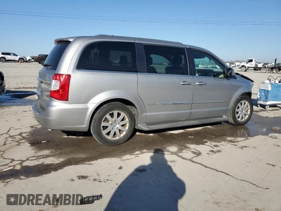 ✅ 2014 Chrysler Town & Country Touring • VIN: 2C4RC1BG8ER367417 • Lot: 42651785. Listed on Copart with 111,394 mi. Free auction sales archive from the USA and detailed vehicle history report at DreamBid. Image 3.