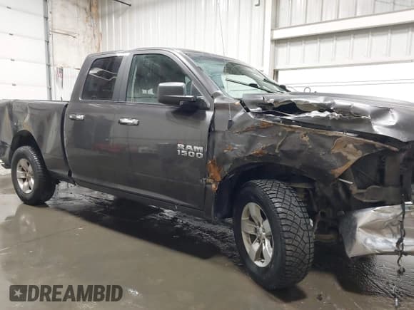 ✅ 2017 Ram 1500 SLT • VIN: 1C6RR7GG6HS715932 • Lot: 41155125. Listed on IAAI with 143,549 mi. Free auction sales archive from the USA and detailed vehicle history report at DreamBid. Image 6.