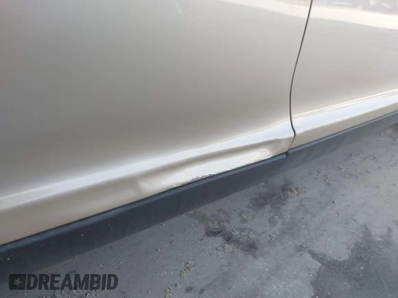 ✅ 2017 Ford Taurus SEL • VIN: 1FAHP2E81HG131858 • Lot: 42464335. Listed on IAAI with 67,556 mi. Free auction sales archive from the USA and detailed vehicle history report at DreamBid. Image 6.