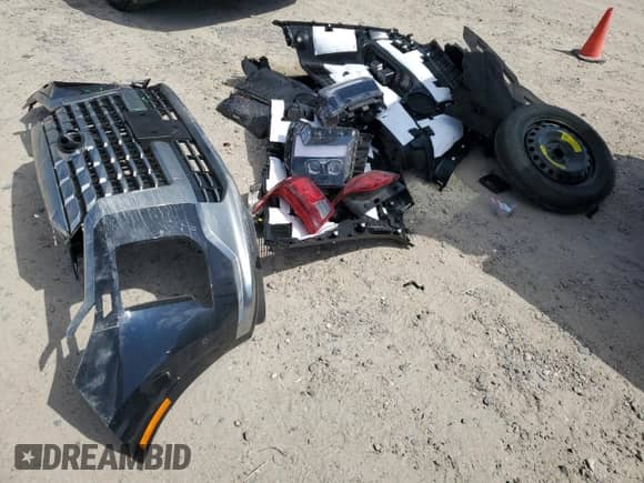 2025 Hyundai Palisade Calligraphy with VIN KM8R74GE7SU872274, listed as a Copart auction lot 52795115 with 3,265 mi miles and Salvage title. Bid and sale history available at DreamBid. Image 13.