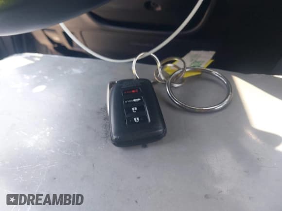 ✅ 2018 Lexus IS 300 • VIN: JTHBA1D22J5073560 • Lot: 42508038. Listed on IAAI with 86,910 mi. Free auction sales archive from the USA and detailed vehicle history report at DreamBid. Image 11.