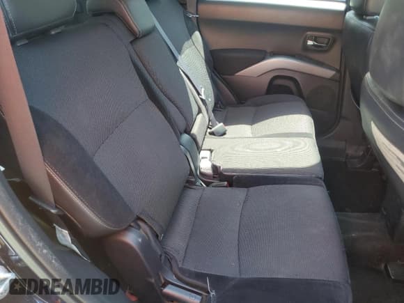 ✅ 2012 Mitsubishi Outlander SE • VIN: JA4AS3AW9CU025165 • Lot: 65844055. Wystawiony na Copart z przebiegiem 123 418 mil. Bezpłatny archiwum sprzedaży aukcyjnych z USA i szczegółowy raport historii pojazdu na DreamBid. Zdjęcie 10.