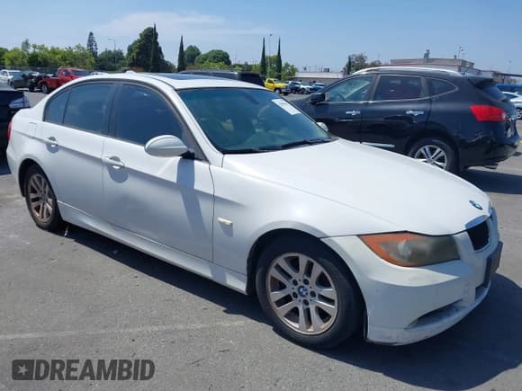 ✅ 2007 BMW 3 Series 328i • VIN: WBAVC53587FZ78266 • Lot: 42508267. Listed on IAAI with 138,366 mi. Free auction sales archive from the USA and detailed vehicle history report at DreamBid. Image 1.