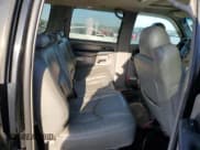✅ 2003 GMC Yukon XL SLE • VIN: 1GKFK16Z03J230429 • Lot: 73845074. Wystawiony na Copart z przebiegiem 179 801 mil. Bezpłatny archiwum sprzedaży aukcyjnych z USA i szczegółowy raport historii pojazdu na DreamBid. Zdjęcie 11.