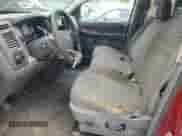 2006 Dodge 1500 Laramie z VIN 1D7HU18216S573270, wystawiony jako Copart lot #62885405 z przebiegiem 199 766 mil mil oraz Szkoda całkowita • Salvage title. Historia ofert i sprzedaży dostępna na DreamBid. Obrazek 7.