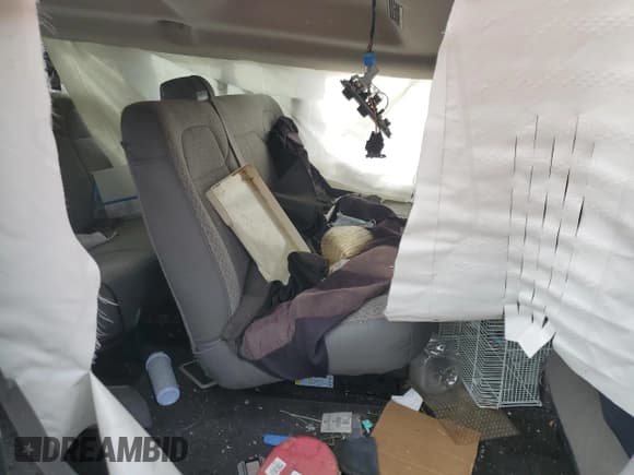 ✅ 2012 GMC Savana • VIN: 1GKS7CF40C1101462 • Лот: 73277844. Опубликован ранее на Copart с пробегом 74 603 миль. Бесплатный доступ к архиву аукционных продаж из США и подробный отчёт об истории автомобиля на DreamBid. Изображение 11.