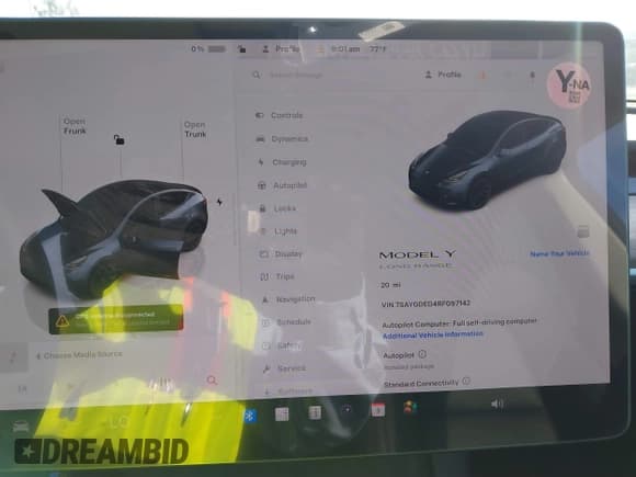 ✅ 2024 Tesla Model Y • VIN: 7SAYGDED4RF097142 • Lot: 41484729. Wystawiony na IAAI z przebiegiem 20 mil. Bezpłatny archiwum sprzedaży aukcyjnych z USA i szczegółowy raport historii pojazdu na DreamBid. Zdjęcie 7.