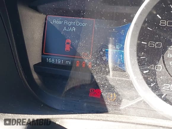 ✅ 2015 Ford Explorer XLT • VIN: 1FM5K8D80FGC32446 • Lot: 41379268. Wystawiony na IAAI z przebiegiem 168 191 mil. Bezpłatny archiwum sprzedaży aukcyjnych z USA i szczegółowy raport historii pojazdu na DreamBid. Zdjęcie 15.