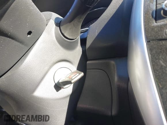 ✅ 2018 Nissan Versa SV • VIN: 3N1CN7AP3JL867595 • Lot: 43457689. Listed on IAAI with 121,955 mi. Free auction sales archive from the USA and detailed vehicle history report at DreamBid. Image 11.