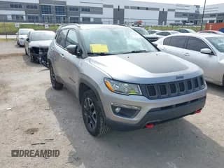 ✅ 2019 Jeep Compass Trailhawk • VIN: 3C4NJDDBXKT667945 • Lot: 43491632. Wystawiony na IAAI z przebiegiem 99 385 mil. Bezpłatny archiwum sprzedaży aukcyjnych z USA i szczegółowy raport historii pojazdu na DreamBid. Zdjęcie 1.