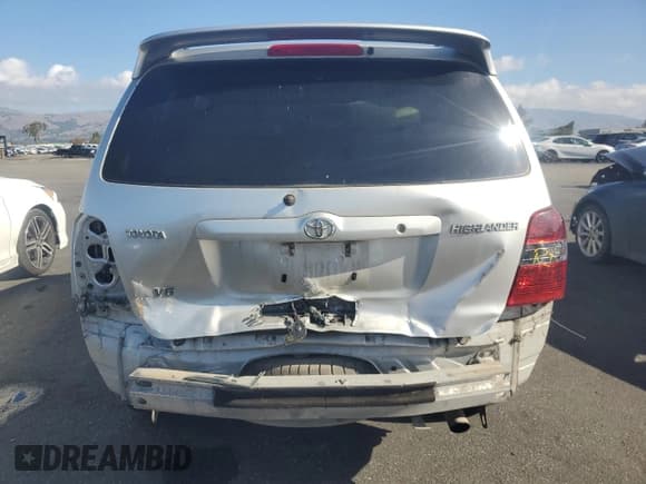 ✅ 2005 Toyota Highlander • VIN: JTEDP21A450068501 • Lot: 91406205. Listed on Copart with 322,721 mi. Free auction sales archive from the USA and detailed vehicle history report at DreamBid. Image 6.