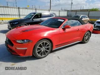 ✅ 2020 Ford Mustang EcoBoost Premium • VIN: 1FATP8UH4L5138578 • Lot: 81112865. Listed on Copart with 59,549 mi. Free auction sales archive from the USA and detailed vehicle history report at DreamBid. Image 1.