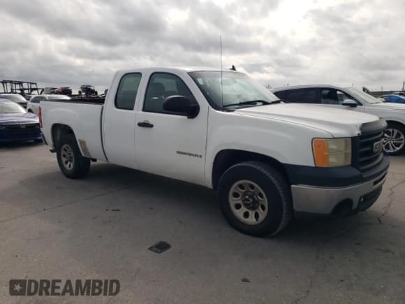 ✅ 2009 GMC Sierra 1500 SL • VIN: 2GTEC19C391114320 • Лот: 55406675. Опубликован ранее на Copart с пробегом 421 838 миль. Бесплатный доступ к архиву аукционных продаж из США и подробный отчёт об истории автомобиля на DreamBid. Изображение 4.