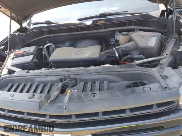 ✅ 2021 Chevrolet Silverado 1500 LT Trail Boss • VIN: 3GCPYFEL8MG141705 • Lot: 42914784. Wystawiony na IAAI z przebiegiem 40 543 mil. Bezpłatny archiwum sprzedaży aukcyjnych z USA i szczegółowy raport historii pojazdu na DreamBid. Zdjęcie 10.