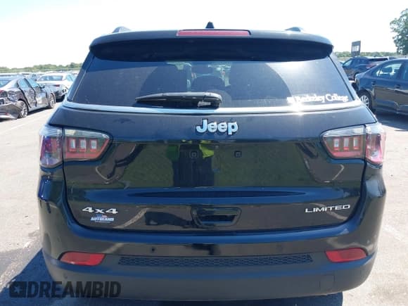 ✅ 2022 Jeep Compass Limited • VIN: 3C4NJDCB5NT150056 • Lot: 43063429. Listed on IAAI with 27,701 mi. Free auction sales archive from the USA and detailed vehicle history report at DreamBid. Image 16.